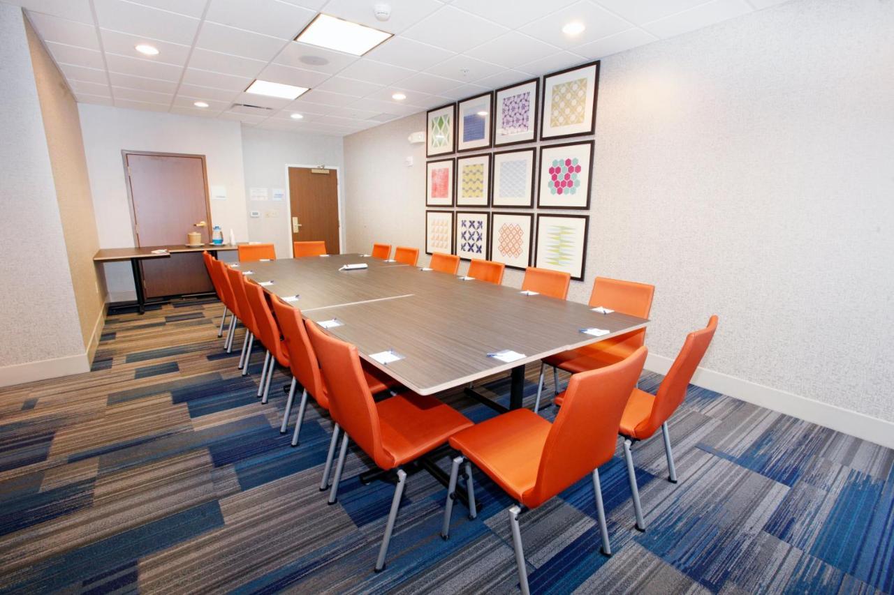 Holiday Inn Express Hotel & Suites Bethlehem Airport/Allentown Area By Ihg Εξωτερικό φωτογραφία