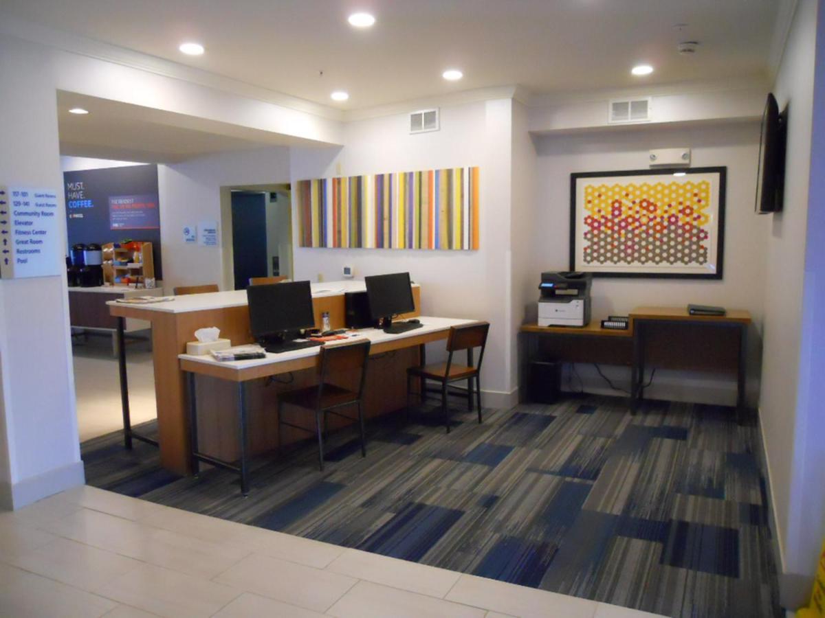 Holiday Inn Express Hotel & Suites Bethlehem Airport/Allentown Area By Ihg Εξωτερικό φωτογραφία