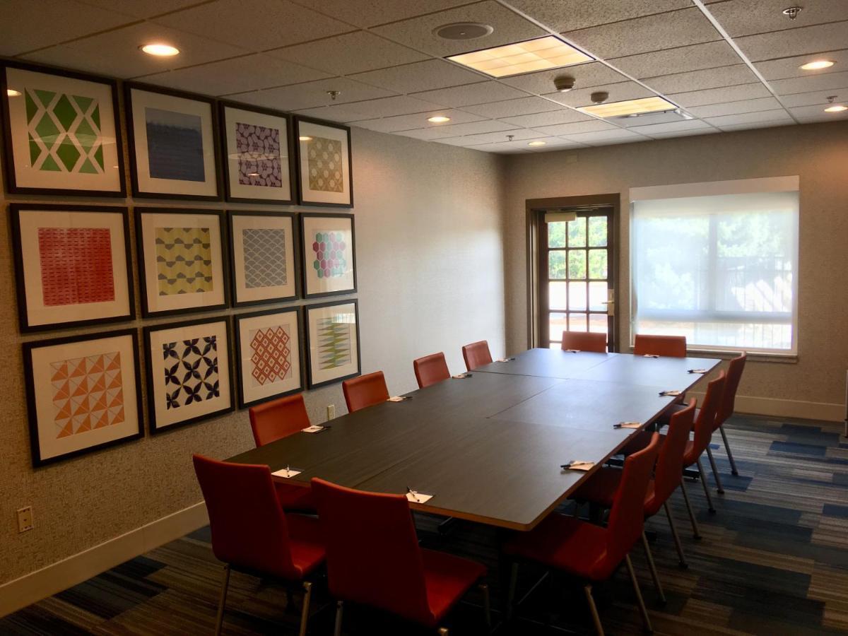 Holiday Inn Express Hotel & Suites Bethlehem Airport/Allentown Area By Ihg Εξωτερικό φωτογραφία
